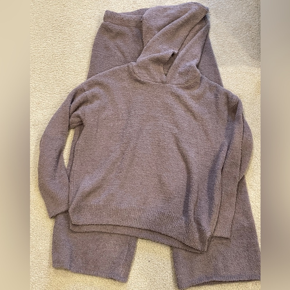 Cupcakes and cashmere lounge set- size M